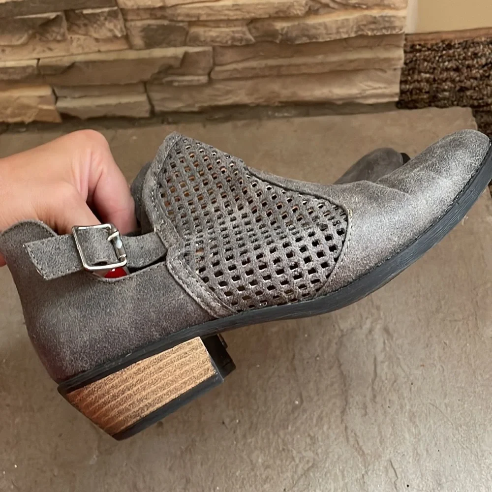 DayTrip booties